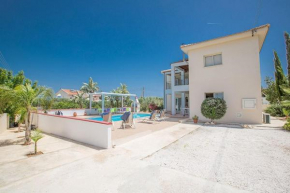 Villa Akefalo - Beautiful 3 Bedroom Protaras Villa with Private Pool - Close to Amenities